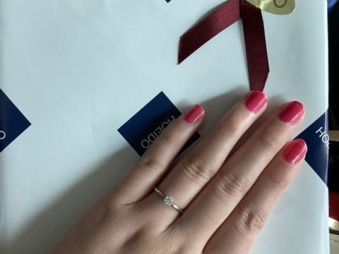 【HOEIDO(宝永堂)の口コミ】 エンゲージリングはあまりつける機会がないため、シンプルで且つ高価過ぎ…