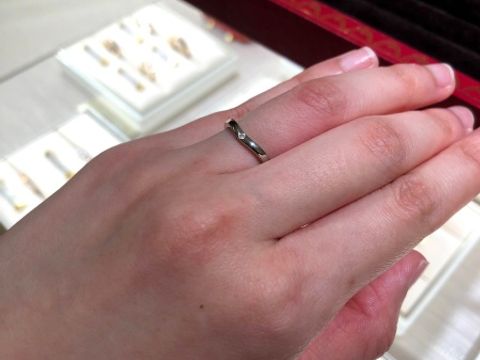 【カルティエ(Cartier)の口コミ】 ハイブランドジュエリーの一つとして、試着に伺いました。数点試着をさせ…