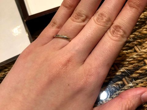 【エクセルコダイヤモンド(EXELCO DIAMOND)の口コミ】 婚約記念のダイヤモンドがエクセルコダイヤモンドのものだったため、結婚…