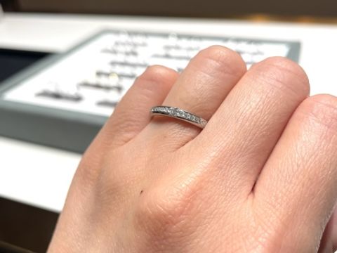 【ラザール ダイヤモンド(LAZARE DIAMOND)の口コミ】 アプローズに一目惚れしました。ライトによって輝きが増して、ずっと見て…