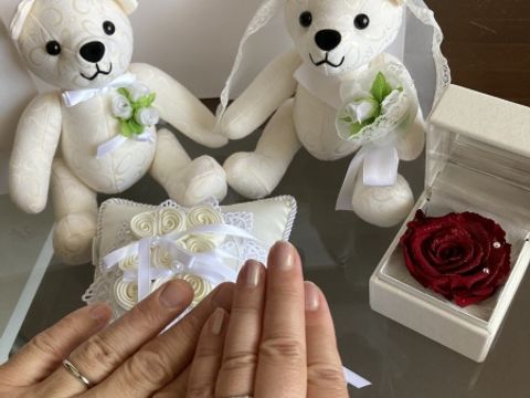 【4℃ BRIDAL(ヨンドシーブライダル)の口コミ】 色々迷いましたが、最終的には、ハーフエタニティリング に決めました。最…