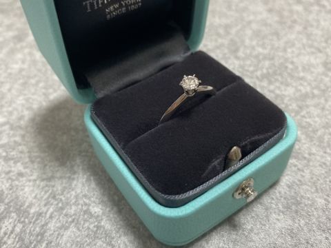 【ティファニー(Tiffany & Co.)の口コミ】 他のブランドも見ていたのですが、やはりTiffanyの指輪は高級感が違いまし…