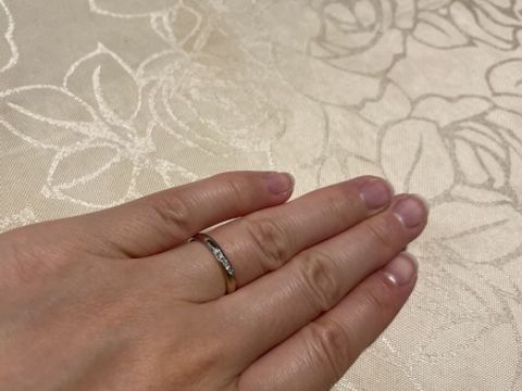 【ケイウノ ブライダル(K.UNO BRIDAL)の口コミ】 気に入ったデザインを元に細かい点をセミオーダーで変更が出来た。
私は二…