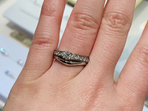 【ブルガリ(BVLGARI)の口コミ】 ダイヤモンドとパヴェダイヤモンド、ブルガリロゴを配したプラチナ製「150…