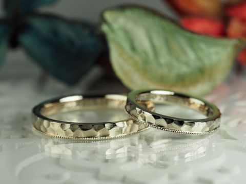 【Antille(アンティール)の口コミ】 日常使いできるシンプルなデザインがよく、様々な指輪を試着しましたが、…