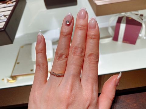 【ブルガリ(BVLGARI)の口コミ】 当初、婚約指輪はなしで、毎日つける結婚指輪は豪華にしたくダイヤの入っ…