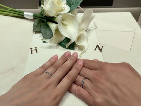 【アイプリモ(I-PRIMO)の口コミ】 ペア感もあり、お互いが気に入ったデザインでした。
華やかすぎないダイヤ…