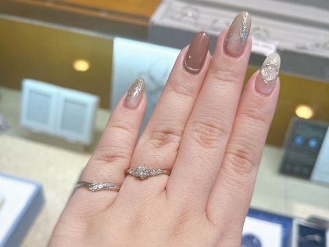 【アネリディギンザ(ANELLI DI GINZA)の口コミ】 指輪のデザインなどは本当に豊富に用意がありました。さすが卸がメインな…
