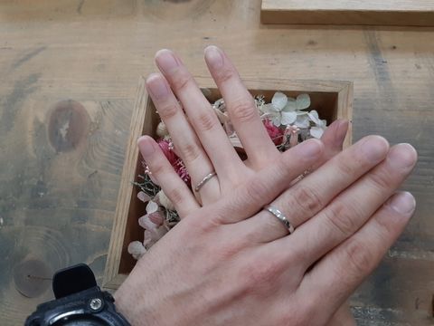 【鎌倉彫金工房の口コミ】 デザインはシンプルにしました。クリア仕上げにしたのも、使っていくうち…