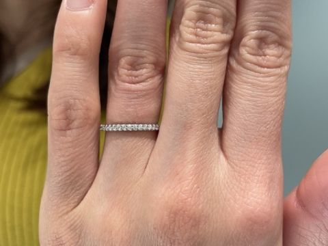 【ティファニー(Tiffany & Co.)の口コミ】 ティファニーへの憧れから、試着へ伺いました。思ったよりも種類が少なめ…