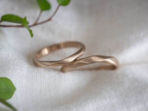 【Cayof(カヨフ)の口コミ】 「人とかぶらない、でも飽きのこないシンプルなデザイン」というものを探…