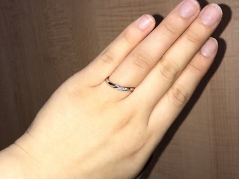 【銀座ダイヤモンドシライシの口コミ】 まずはとにかくデザインがかわいいところです。それに加えて、あまりきれ…