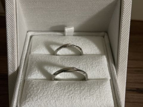 【ENUOVE(イノーヴェ)の口コミ】 実際に見てみて決めようと店舗に向かいました。
ザ・シンプルなもの、個性…