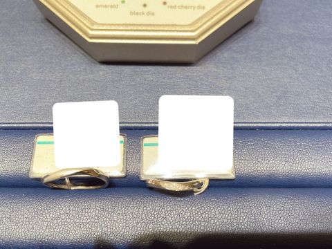 【銀座ダイヤモンドシライシの口コミ】 デザインがイメージ通りだったのと、専門店ということでダイアモンドの質…