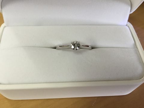 【William-LennyDiamond(ウィリアム・レニー・ダイヤモンド)の口コミ】 とにかくダイヤが綺麗だった。いろいろとお店を見て回ってどんなものかは…