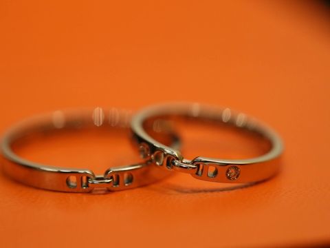 【エルメス(HERMES)の口コミ】 婚約指輪とブランドを合わせるかどうか悩みましたが，二人とも気に入るデ…