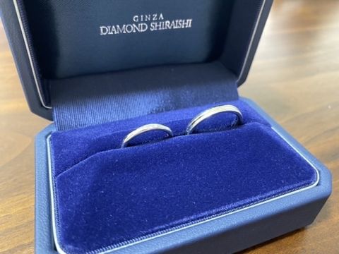 【銀座ダイヤモンドシライシの口コミ】 他のブランドもいくつか見ていましたが、リングが太くないデザインがよく…