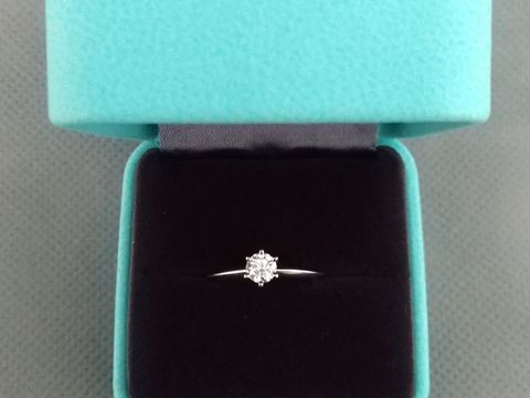 【ティファニー(Tiffany & Co.)の口コミ】 他のブランドも見ましたが、多彩なデザインはたくさんありますがシンプル…