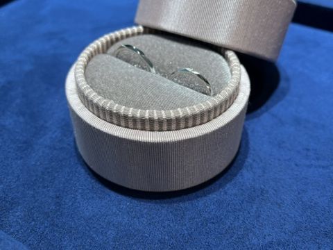 【LOVE NOTESの口コミ】 カクカクしたようなデザインのものが気になっていた時に彼が婚約指輪を買…