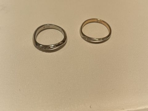 【杢目金屋(もくめがねや)の口コミ】 ブランド名にもあるとおり、木目が指輪のデザインに施されているという、…