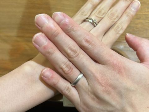 【Candle(キャンドル)の口コミ】 リングが石に向かって窄まっていくデザインのおかげで、ダイヤを目立たせ…