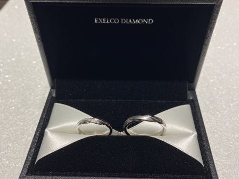 【エクセルコダイヤモンド(EXELCO DIAMOND)の口コミ】 関節が太く、ゴツゴツした印象の指です。
なかなか似合うデザインがなく、…