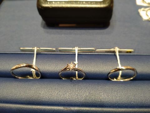 【銀座ダイヤモンドシライシの口コミ】 二人とも普段指輪をつける習慣がない為、着用時にとにかく違和感が少ない…