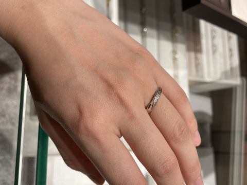 【アイプリモ(I-PRIMO)の口コミ】 価格は高すぎず安すぎずといったところでした。
同じようなデザインでも微…