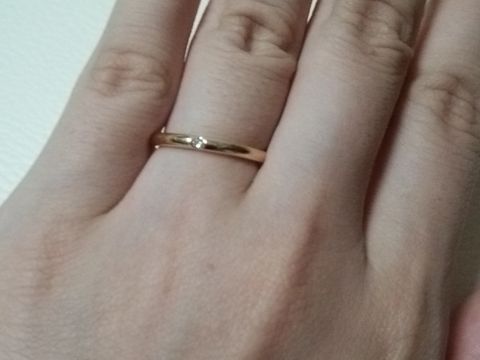 【アイプリモ(I-PRIMO)の口コミ】 最初はプラチナの指輪を探していましたが、
試着してみると、ゴールドの方…
