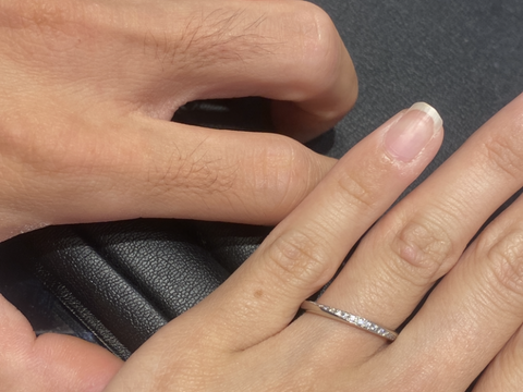 【銀座ダイヤモンドシライシの口コミ】 お店の雰囲気もよく、おめでたいことを祝福されてるかのようでした。また…