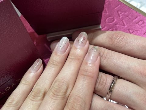 【ブルガリ(BVLGARI)の口コミ】 ダイヤ一粒でシンプル、飽きが来ないデザインだと思いました。彼の指輪も…