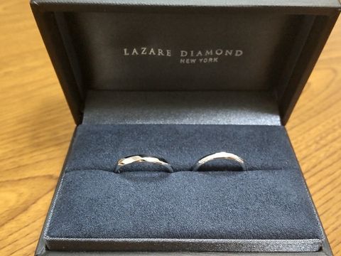 【ラザール ダイヤモンド(LAZARE DIAMOND)の口コミ】 シンプルでありながら、ダイヤモンドが流れるようにキレイにあしらわれて…
