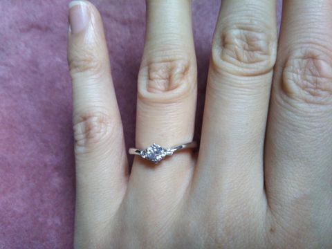 【アイプリモ(I-PRIMO)の口コミ】 
セミオーダーシステムで、まずはお互い気に入ったリングデザインを決め、…