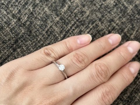 【ティファニー(Tiffany & Co.)の口コミ】 Tiffany&Coに憧れがあり、指輪を選ぶならこのブランドと決めていまし…