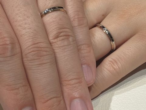 【アイプリモ(I-PRIMO)の口コミ】 ピンクゴールドとプラチナが合わさっていて指につけた時に馴染んでとても…