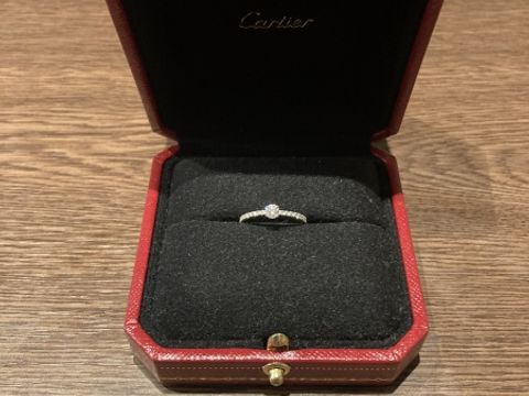 【カルティエ(Cartier)の口コミ】 彼女にサプライズで婚約指輪を送りたいと思い、来店予約しました。若い女…