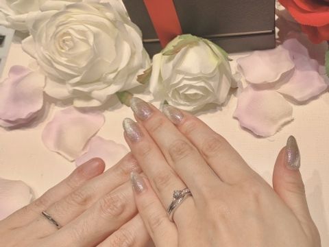 【ラザール ダイヤモンド(LAZARE DIAMOND)の口コミ】 細身でウェーブが美しく、メレダイヤと4本立て爪のダイヤが美しいパレスに…