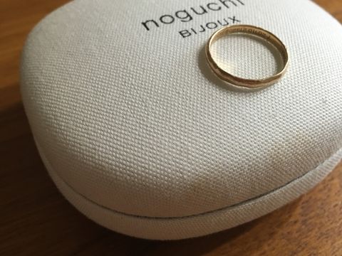 【noguchi(ノグチ)の口コミ】 私は地黒なのでシルバーよりかはゴールドがいいなと考えていました。こち…