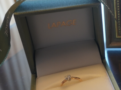 【LAPAGE(ラパージュ)の口コミ】 結婚が決まる前から婚約指輪はポンマリーと決めていました。細身のリング…