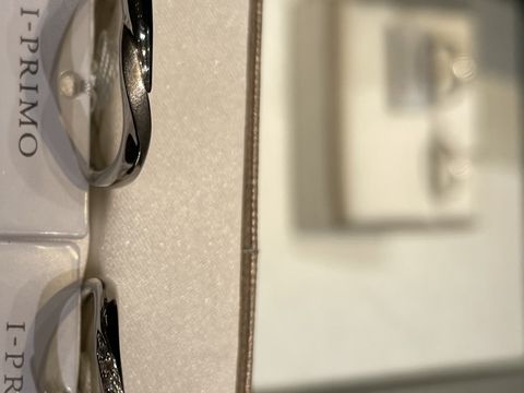 【アイプリモ(I-PRIMO)の口コミ】 V時のラインとダイヤモンドが綺麗でした。男性と女性で対照的なデザインで…