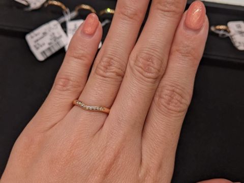 【ティファニー(Tiffany & Co.)の口コミ】 イエローゴールド、シンプルで探していましたが、エルサ・ペレッティに９…