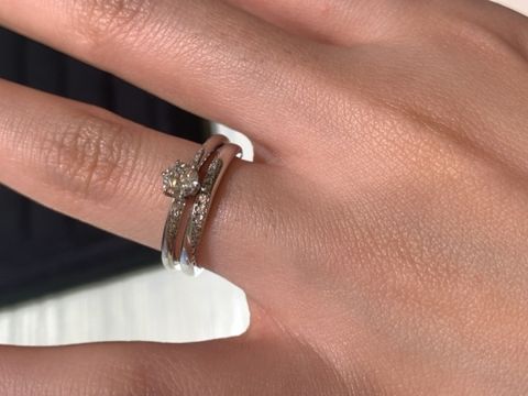 【TRECENTI(トレセンテ)の口コミ】 シンプルで可愛い華奢なデザインに惹かれました。指輪の付け心地にもこだ…
