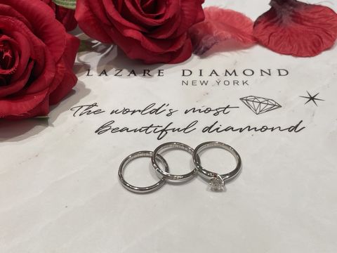 【ラザール ダイヤモンド(LAZARE DIAMOND)の口コミ】 何店舗も回ってかなり悩んだ結果、こちらのダイヤがとても綺麗に見えたの…