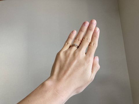 【mina.jewelry(ミナジュエリー)の口コミ】 個性的なデザイン。"まるしかく"という形が大変気に入り、一目…