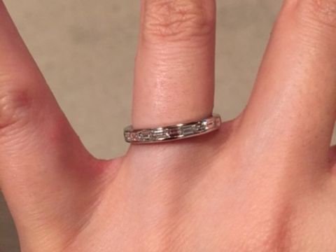 【エクセルコダイヤモンド(EXELCO DIAMOND)の口コミ】 プリンセスカットもしくはエメラルドカットのハーフエタニティを探してい…