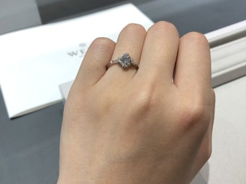 【CARATI VOCE(キャラティヴォーチェ)の口コミ】 CARATI VOCE (キャラティ−ヴォーチェ)の指輪を試着しました。
他に…