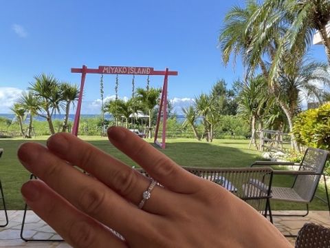 【アンジェリックフォセッテ(Angelique Fossette)の口コミ】 キラキラが好きで、デザイン性もありながら指に馴染んで綺麗に見えました…