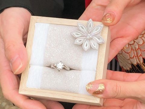 【職人工房の口コミ】 彼の祖母から1.5cのダイヤモンドを譲り受けたので婚約指輪にリメイクする…