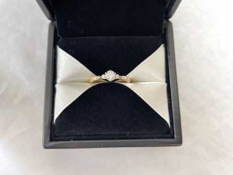 【エクセルコダイヤモンド(EXELCO DIAMOND)の口コミ】 主人がたくさん数見て選んでくれました。ブランドというより私に似合うデ…