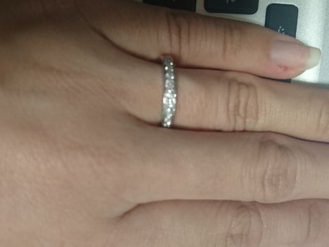 【ティファニー(Tiffany & Co.)の口コミ】 買う前から想像していたリングがハーフエタニティーのダイヤがたくさんつ…